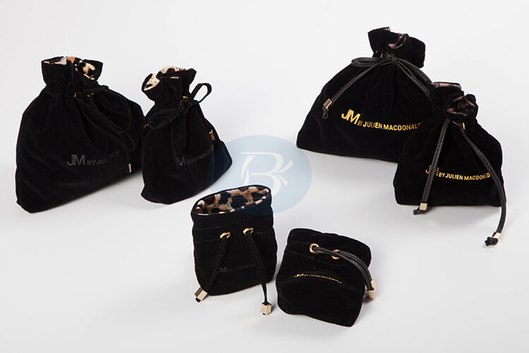black velvet jewelry pouches factory