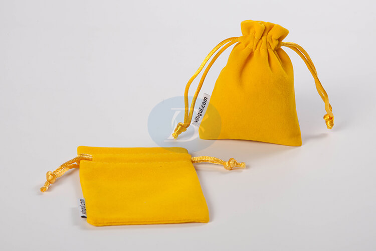 Custom velvet drawstring bags