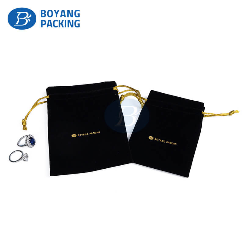 High quality black velvet Jewelry pouch manufacturer