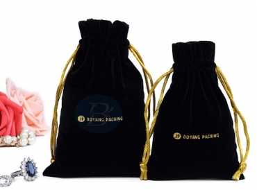 How does velvet used in drawstring bags develop?