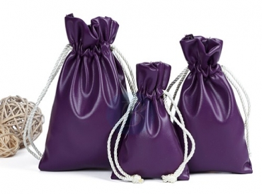 Custom jewelry bags to meet consumer needs