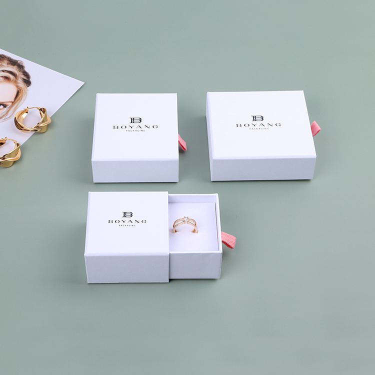 Wholesale fancy engagement ring box
