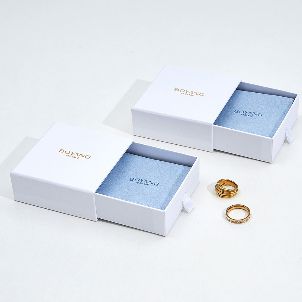 Custom paper jewelry box packaging