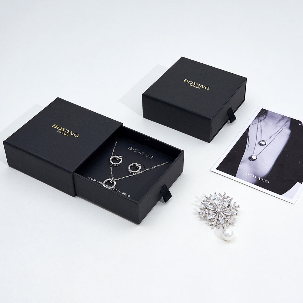 custom black paper jewelry packaging box
