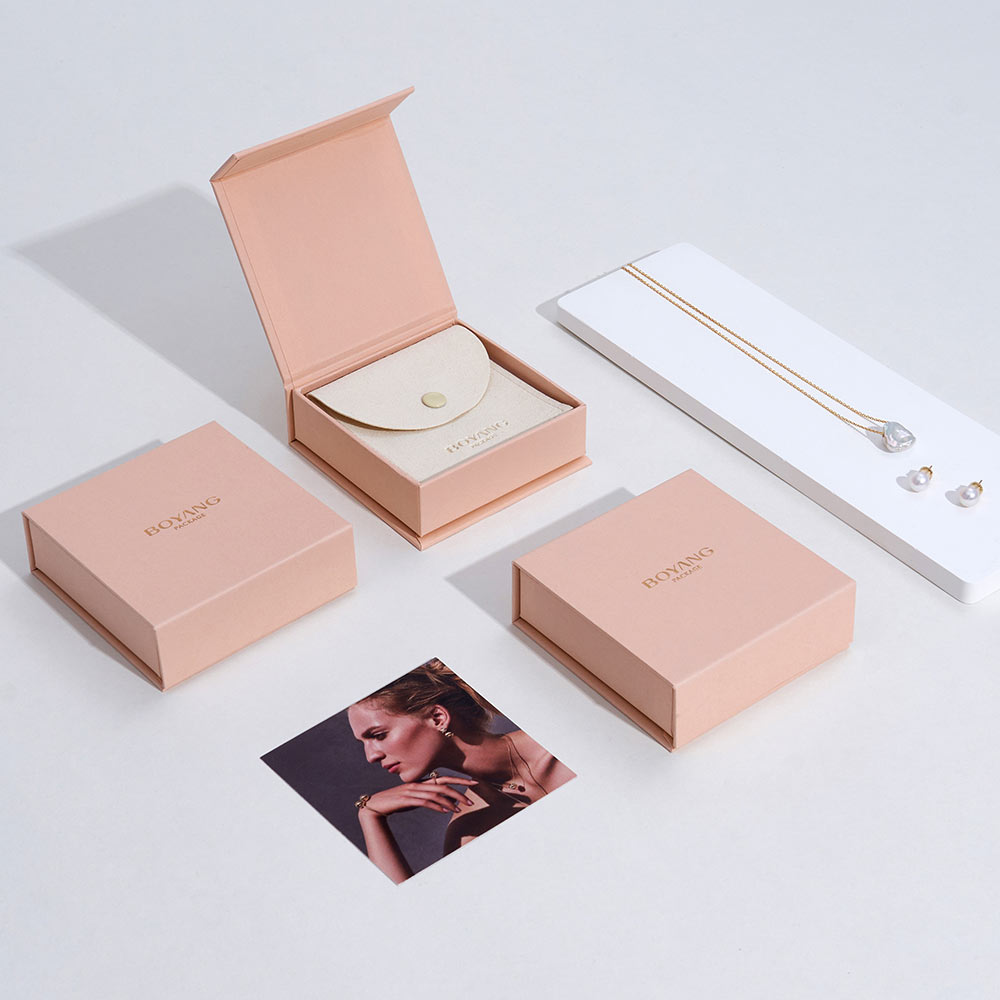 custom magnetic jewelry gift box